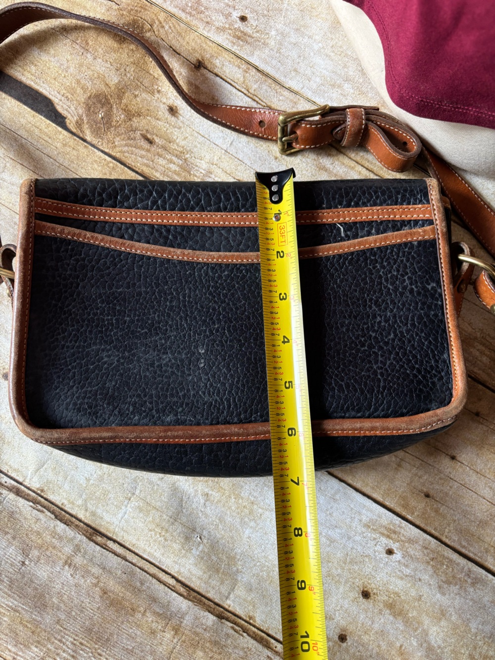 Vintage Dooney & Bourke crossbody bag - Picture 7 of 11